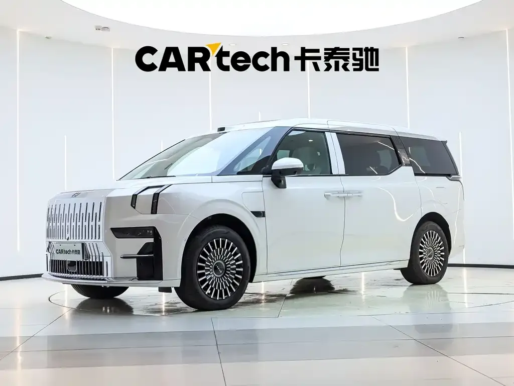 2024 Zeekr 009 6-Seat Executive 4WD 108kWh