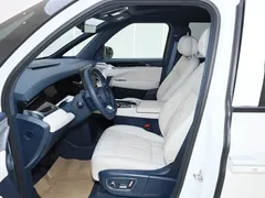 2024 Zeekr 009 6-Seat Executive 4WD 108kWh, белый — фото 10