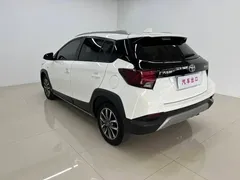 2022 Toyota Yaris L Zhixuan X 1.5L CVT Luxury Plus, белый — фото 6