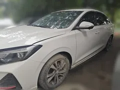 2022 Changan Eado PLUS 1.4T GDI DCT Premium, белый — фото 2