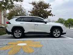 2021 Toyota RAV4 2.0L CVT 2WD Fashion, белый — фото 7