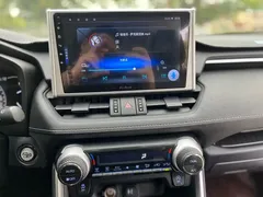 2021 Toyota RAV4 2.0L CVT 2WD Fashion, белый — фото 15