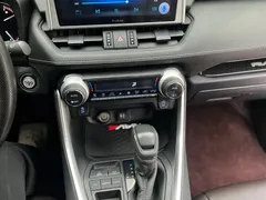 2021 Toyota RAV4 2.0L CVT 2WD Fashion, белый — фото 16