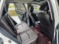 2021 Toyota RAV4 2.0L CVT 2WD Fashion, белый — фото 20