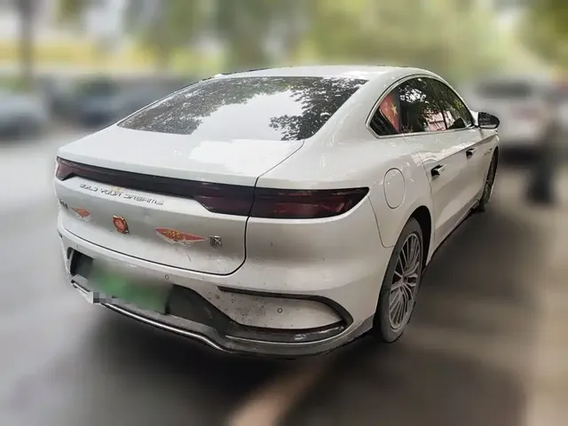 2024 BYD Han PHEV Honor 121KM Premium