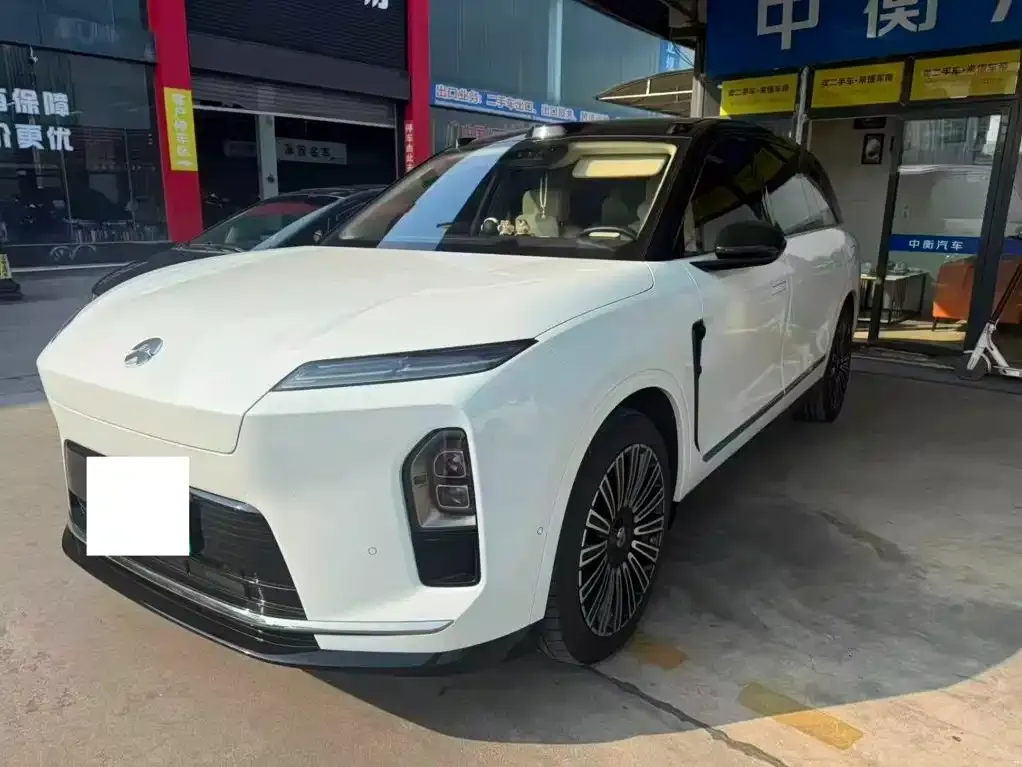 2026 Nio ES8 6-seat Executive Luxury