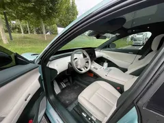 2025 Xiaomi YU7 4WD Pro, синий — фото 4