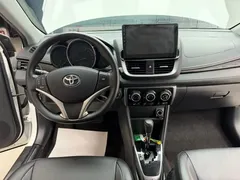 2022 Toyota Yaris L Zhixuan X 1.5L CVT Luxury Plus, белый — фото 15