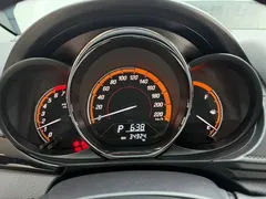 2022 Toyota Yaris L Zhixuan X 1.5L CVT Luxury Plus, белый — фото 16