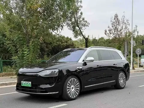 2025 Aito M9 EREV Ultra 52kWh 6-seat 192-line LiDAR