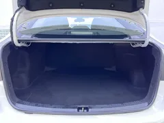 2021 Toyota Corolla 1.2T S-CVT Elite, белый — фото 17