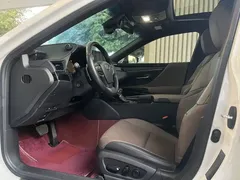 2021 Lexus ES 300h Hybrid Premium, белый — фото 4