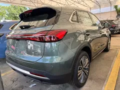 2026 Hongqi HS5 2.0T 4WD Qixiang Pro, зелёный — фото 10