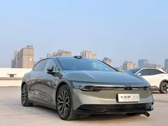 2025 Zeekr 007 Long Range RWD Smart Driving 100kWh — фото 3