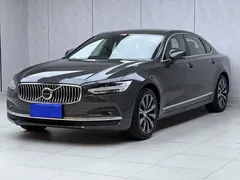 2021 Volvo S90 — фото 1