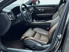 2021 Volvo S90 — фото 4