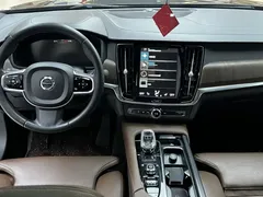 2021 Volvo S90 — фото 6