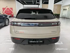 2022 Aito M5 EV 4WD Performance — фото 5