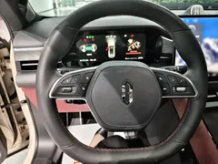 2022 Aito M5 EV 4WD Performance — фото 13