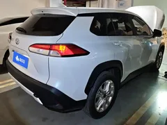 2022 Toyota Corolla Cross 2.0L Elite, белый — фото 3