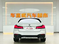 2022 BMW 5 Series 530Li Premium M Sport Package, белый — фото 6