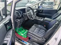 2019 Honda Elysion 2.0L Hybrid, белый — фото 4