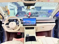 2024 Aito M7 1.5T Smart Driving 4WD Ultra 5-seat, синий — фото 8