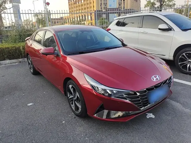 2021 Hyundai Elantra 1.5L CVT LUX Premium