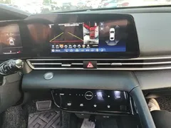 2021 Hyundai Elantra 1.5L CVT LUX Premium — фото 10