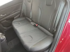 2021 Hyundai Elantra 1.5L CVT LUX Premium — фото 17