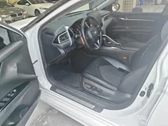 2022 Toyota Camry 2.0S Knight, белый — фото 12