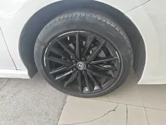 2022 Toyota Camry 2.0S Knight, белый — фото 24