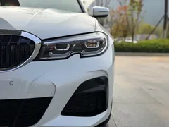 2022 BMW 3 Series 320Li M Sport Package, белый — фото 9
