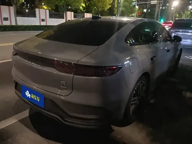 2025 BYD Han EV Smart Driving 605km Premium