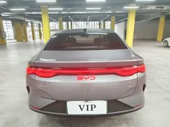 2025 BYD Qin L EV 545km Superior — фото 18