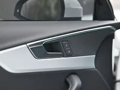 2022 Audi A4L 40 TFSI Fashion Dynamic, белый — фото 10