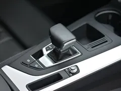 2022 Audi A4L 40 TFSI Fashion Dynamic, белый — фото 12