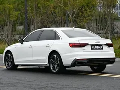 2022 Audi A4L 40 TFSI Fashion Dynamic, белый — фото 16