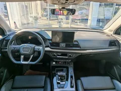 2021 Audi Q5L 45 TFSI Luxury Dynamic, чёрный — фото 9