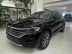 2021 Volkswagen Touareg 3.0TSI Sport Package, чёрный — фото 1