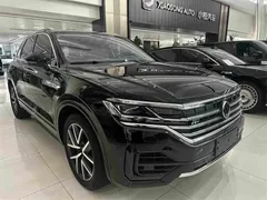 2021 Volkswagen Touareg 3.0TSI Sport Package, чёрный — фото 3