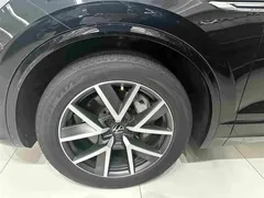 2021 Volkswagen Touareg 3.0TSI Sport Package, чёрный — фото 5