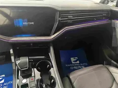 2021 Volkswagen Touareg 3.0TSI Sport Package, чёрный — фото 10