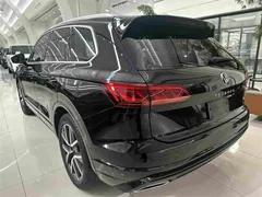 2021 Volkswagen Touareg 3.0TSI Sport Package, чёрный — фото 20
