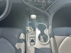2021 Toyota Camry Hybrid 2.5HS Fashion — фото 11