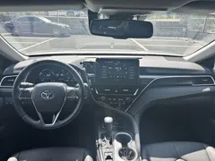 2021 Toyota Camry Hybrid 2.5HS Fashion — фото 16