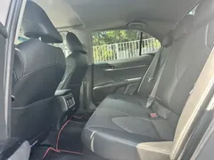 2021 Toyota Camry Hybrid 2.5HS Fashion — фото 17