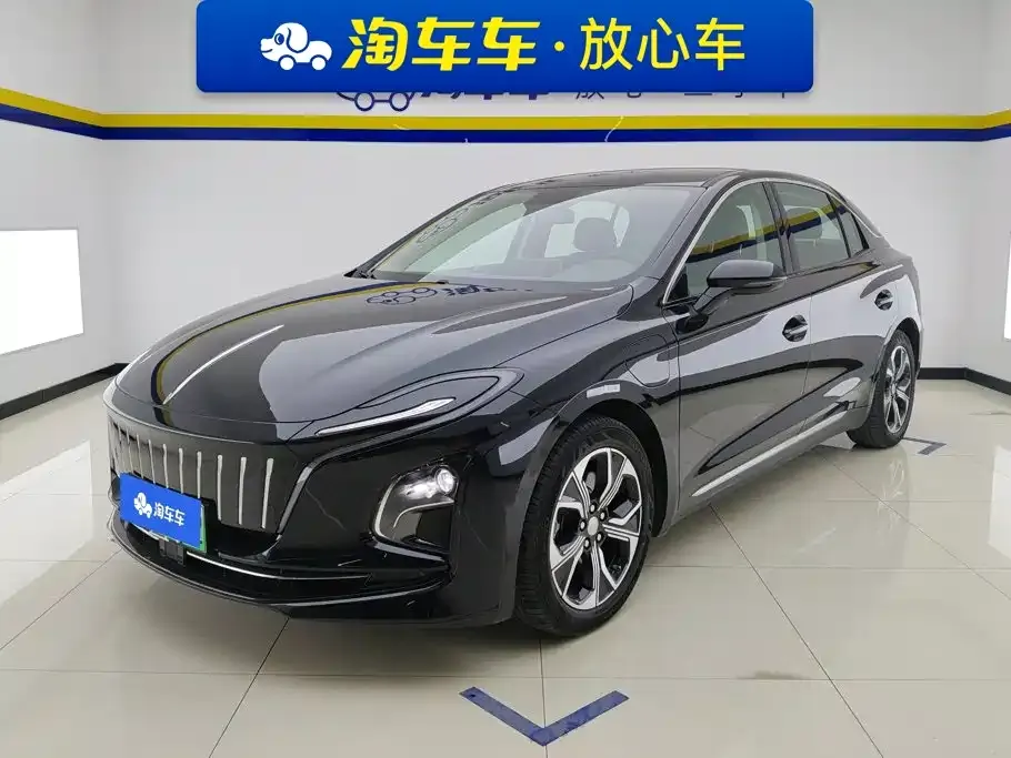 2023 Hongqi E-QM5 Basic Mobility