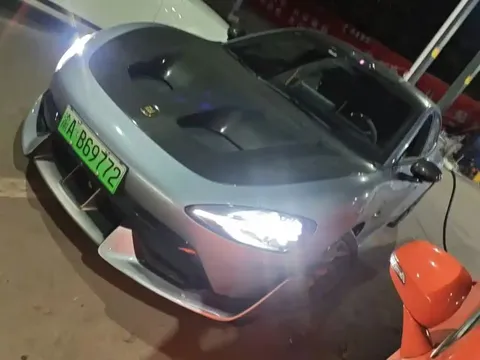 2025 Xiaomi SU7 Ultra Ultra