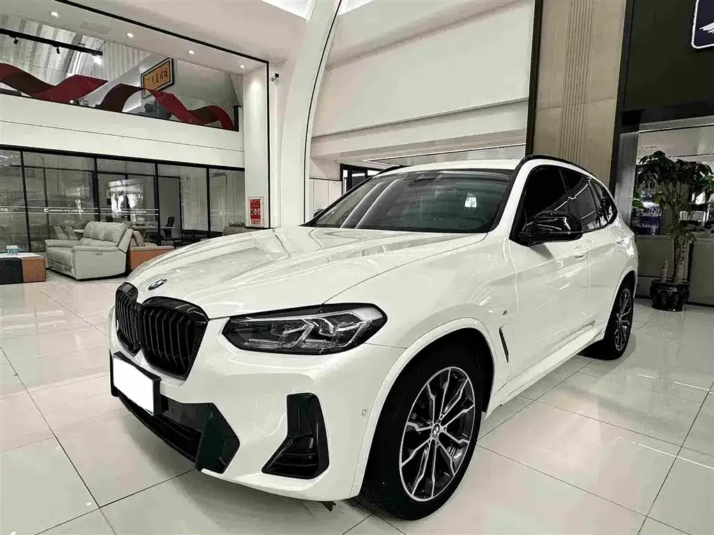 2023 BMW X3 Leading M Night Package